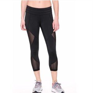 Like New! Athleta black gray crop tights mesh. XS